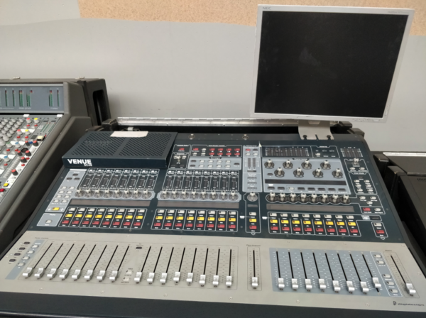 avid sc48 digital mixer